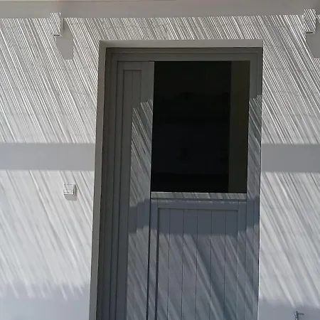 Myrea Tinos House بيت للعطل *